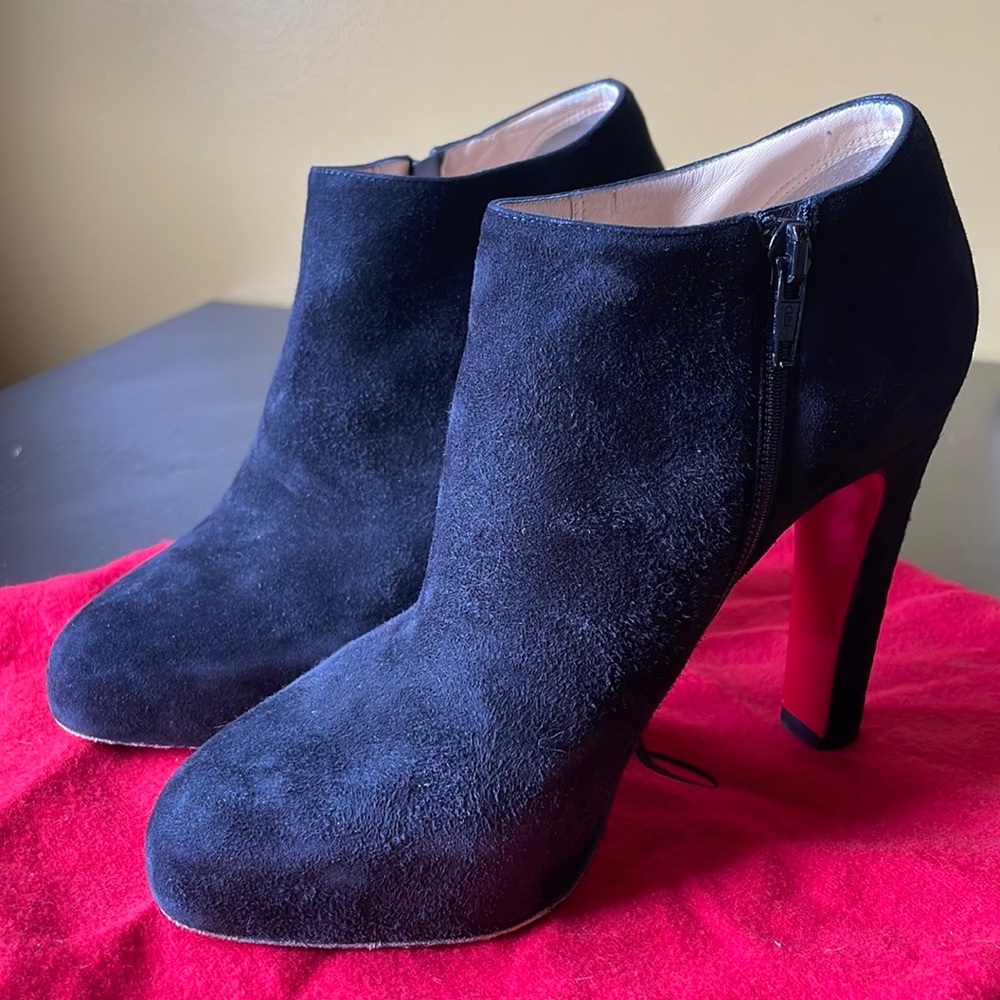 Christian Louboutin Vicky Booty 120 Boots Heels Suede Royal Black 6